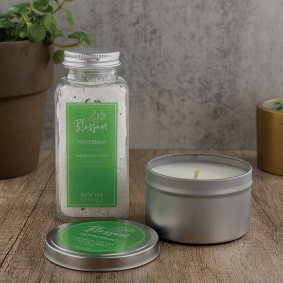 Give Back Gift Set - Peppermint Candle & Bath Tea